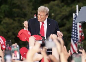 Trump insiste en ejecutar deportaciones masivas